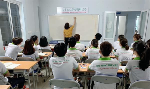 LỚP KANJI “21 NGÀY CHINH PHỤC 2136 chữ KANJI”